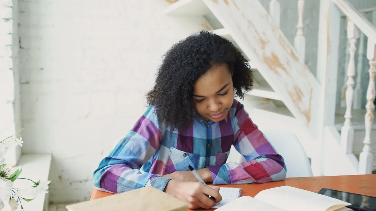 Mejor silla ergonómica para niños y estudiantes 2026